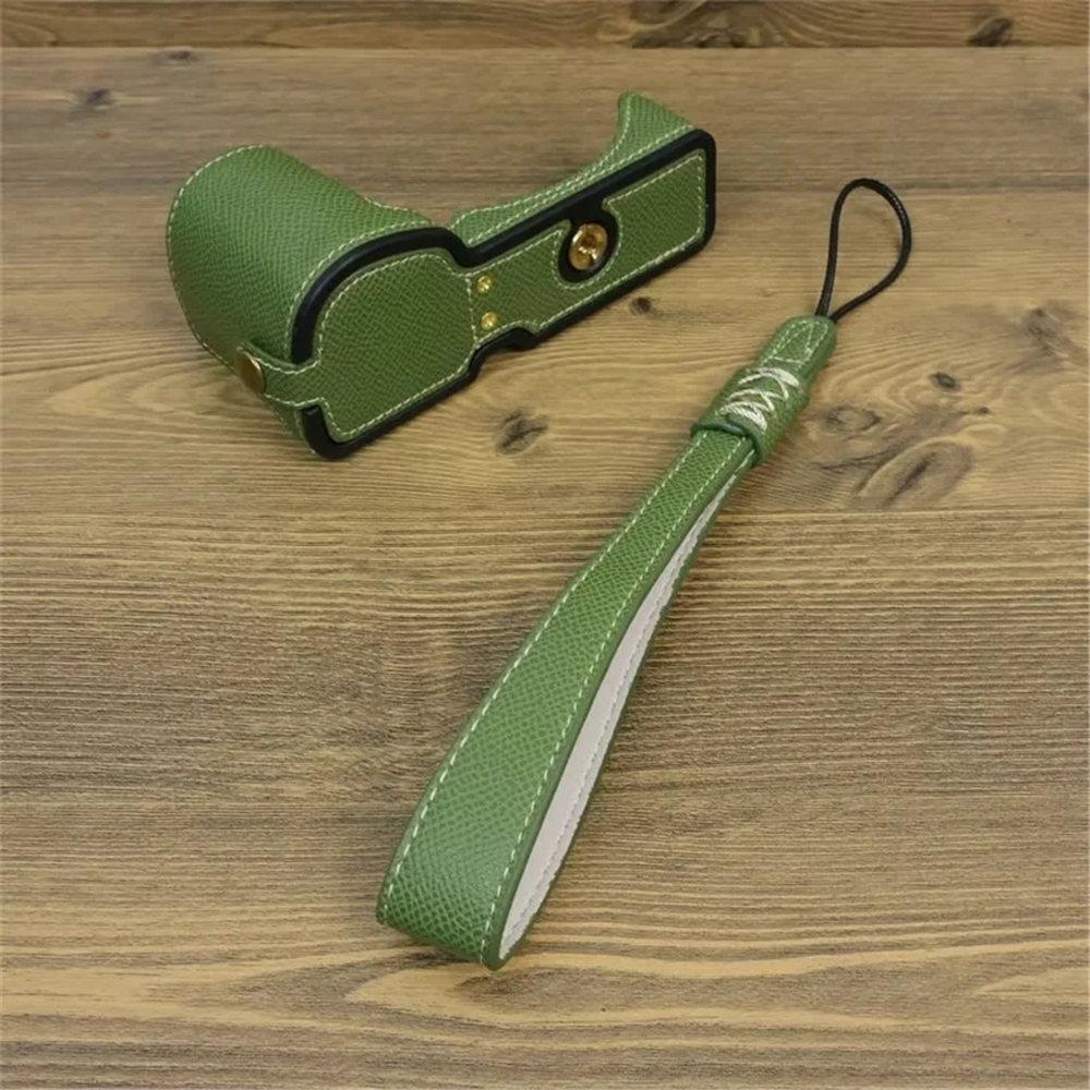 ZVE10 Pouzdro na fotoaparát PU kůže Kryt poloviny těla pro Sony ZV-E10 ZVE10 Spodní pouzdra s poutkem na ruku