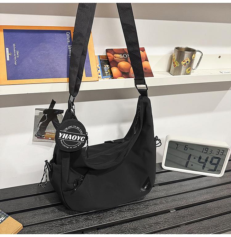 School bag couple messenger bag casual large capacity trendy brand dumpling bag versatile tooling shoulder bag sports lazy wind niche bag
