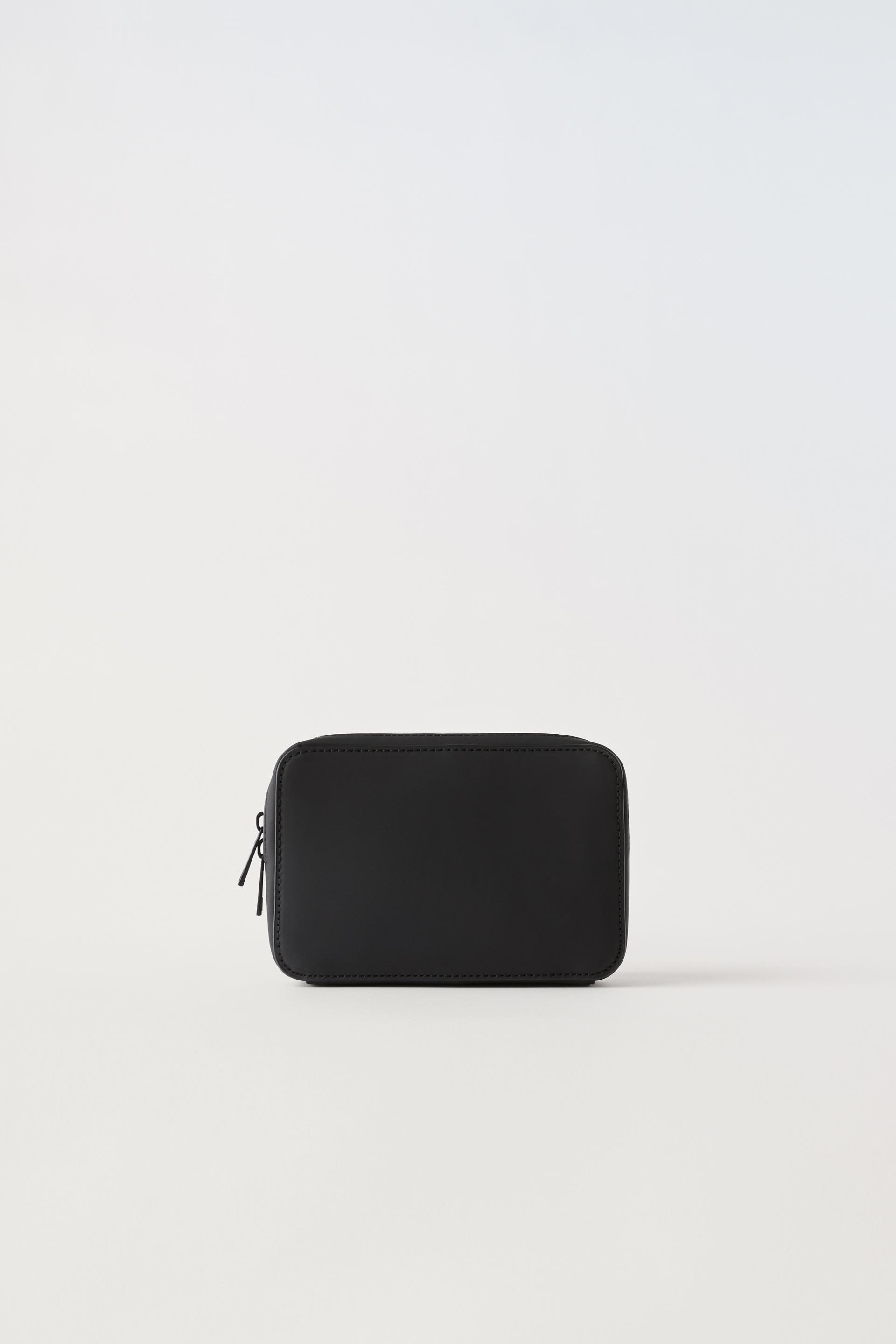 

ПРОРЕЗИНЕННАЯ СУМКА КРОССБОДИ