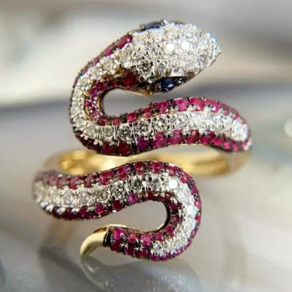 Dazzling Inlaid White Red CZ Snake Women's Ring Retro Gold Color Geometry Daily Wear Party Jewelry Anniversary Gift