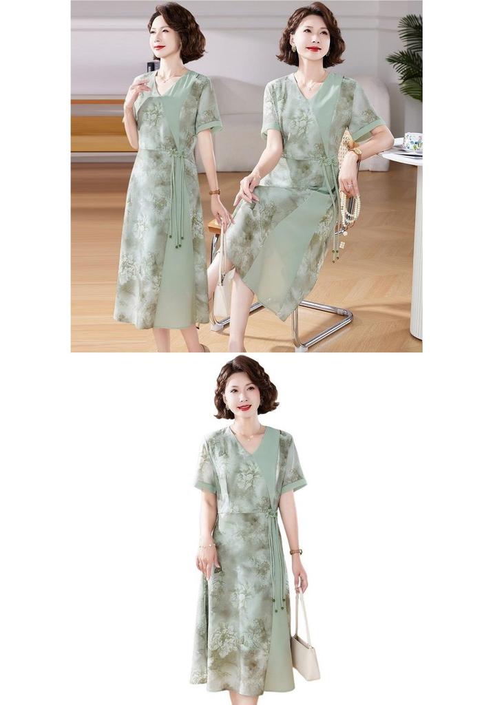 Mom's Summer Chiffon Dress: Stylish Short-Sleeve Belted Skirt for Middle-Aged & Elderly Women
