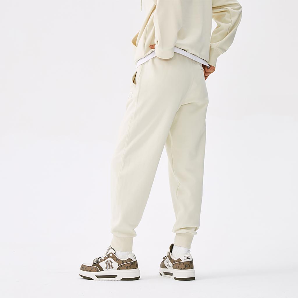 New MLB New York Yankees Basic Collection 25FW Knitted Sweatpants Unisex Deep Ivory 3APTB0154-50CRD