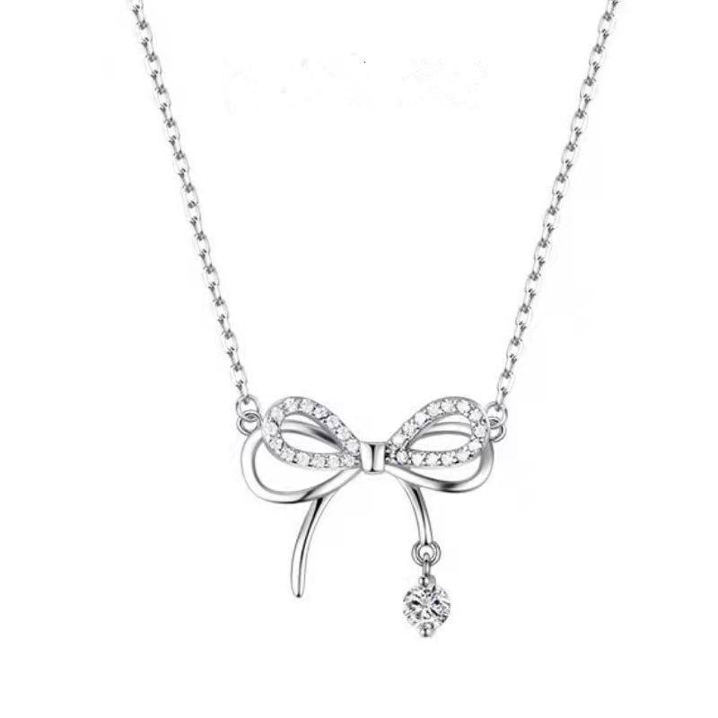 Butterfly Dream Necklace: Elegant High-End Niche Design for Summer - Versatile and Trendy Gift for Girls.
