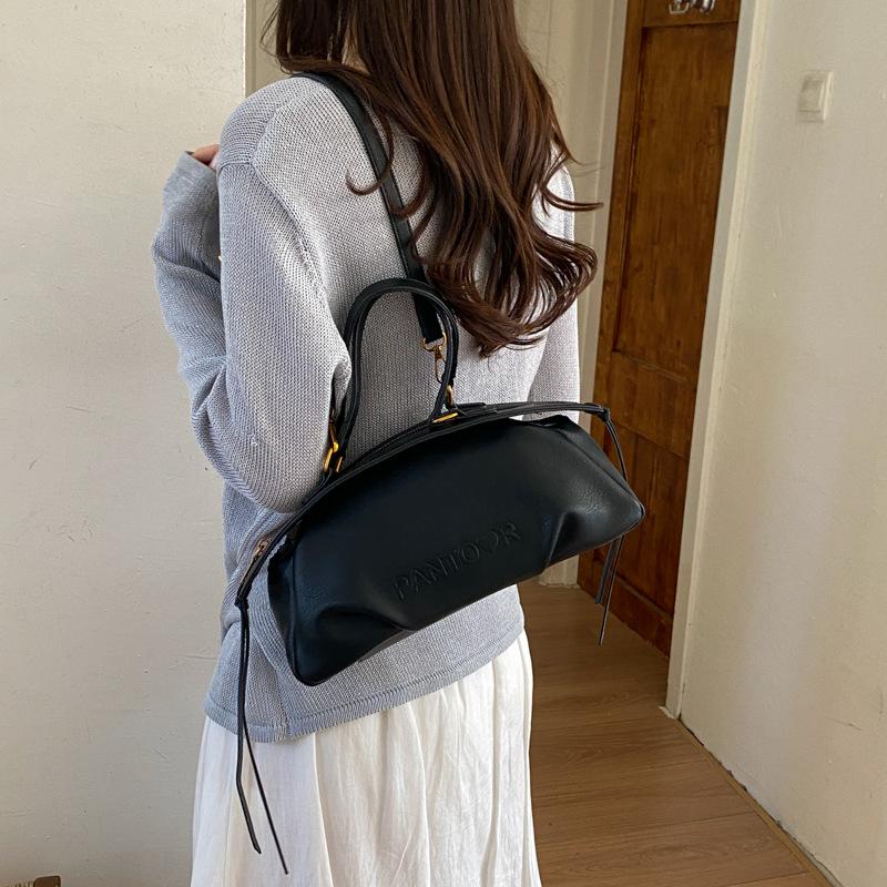 Retro Luxury Niche Bowling Bag, Women s New Trendy Fashion Handbag, Commuting Shoulder Crossbody Bag чёрный