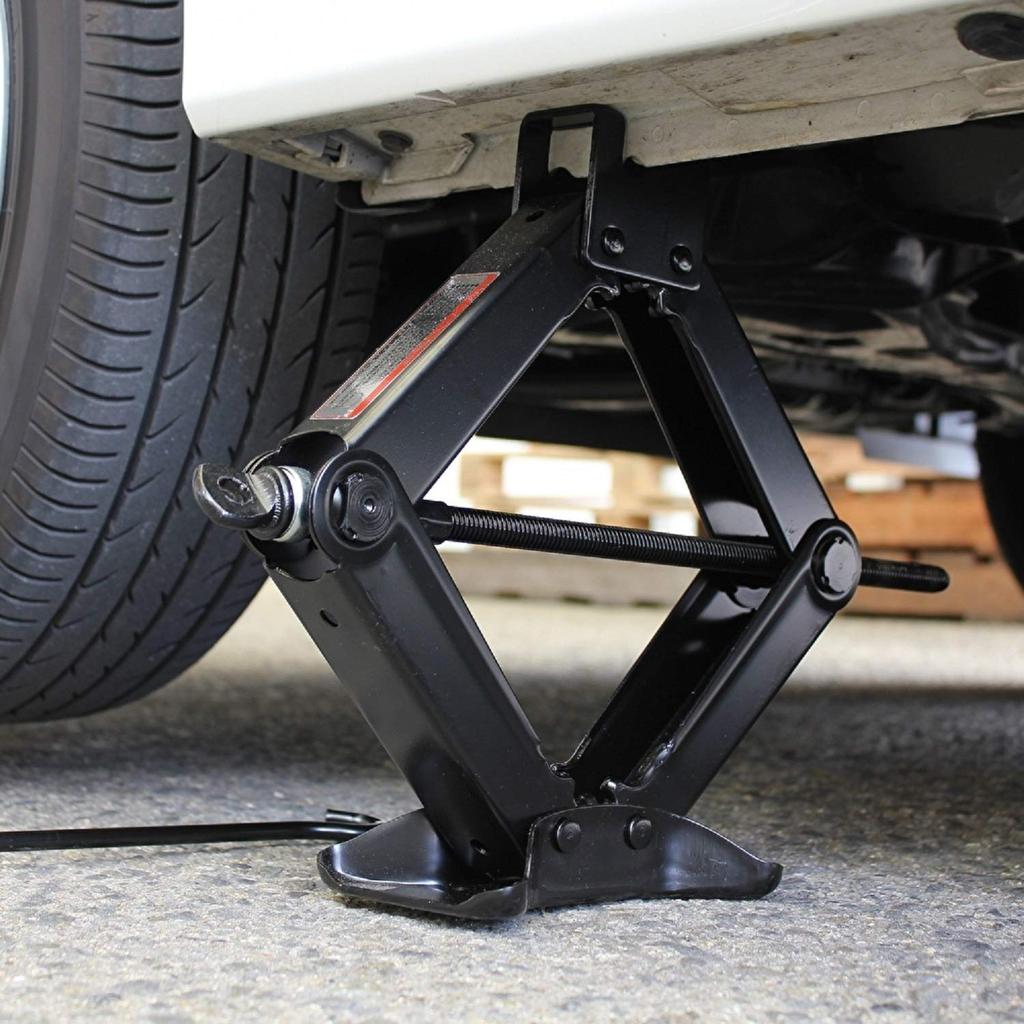 Cric pantograf Meltec pentru autoturisme 300mm FJ-20 (2t), Mecanic, Maxim 400mm, Minim 100mm, Cursă