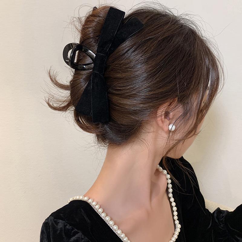 2023 Double-Sided Shark Hair Clip with Bow - Black Stylish Headwear