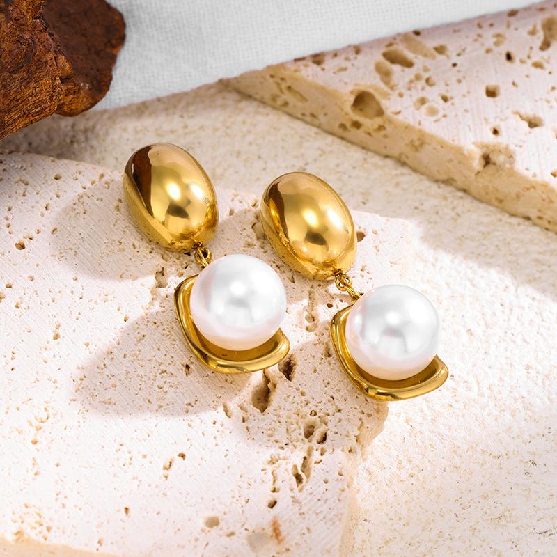 High-End Stainless Steel Oval Pearl Earrings - Light Luxury Titanium Design