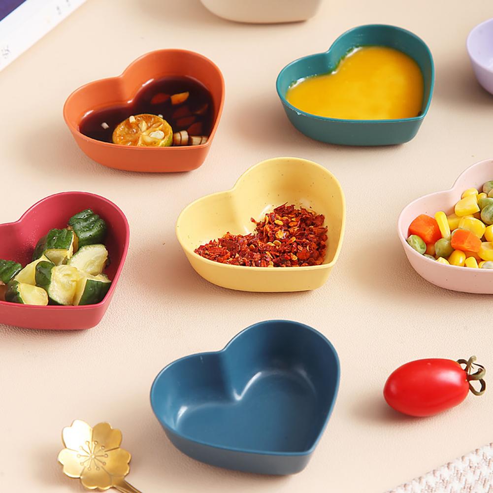 Kitchen Sauce Dish Dipping Soy Sauce Cup Heart-shaped Food Sauce Bowl Small Appetizer Plates Snack Plate Seasoning Dish