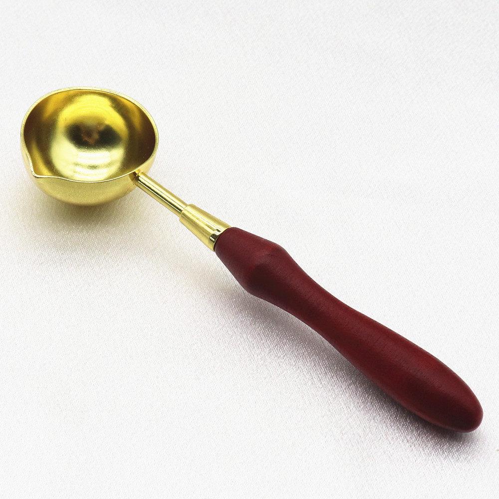 

Retro Birdcage Style Electric Wax Seal Melting Furnace with Solid Wood and Metal Design