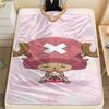 One Piece Charakter Print Flaneldecke, Hohe Qualität, Bequem für alle Jahreszeiten, Heimdekoration, Wärme und Komfort, Perfekt für Weihnachtsgeschenke
