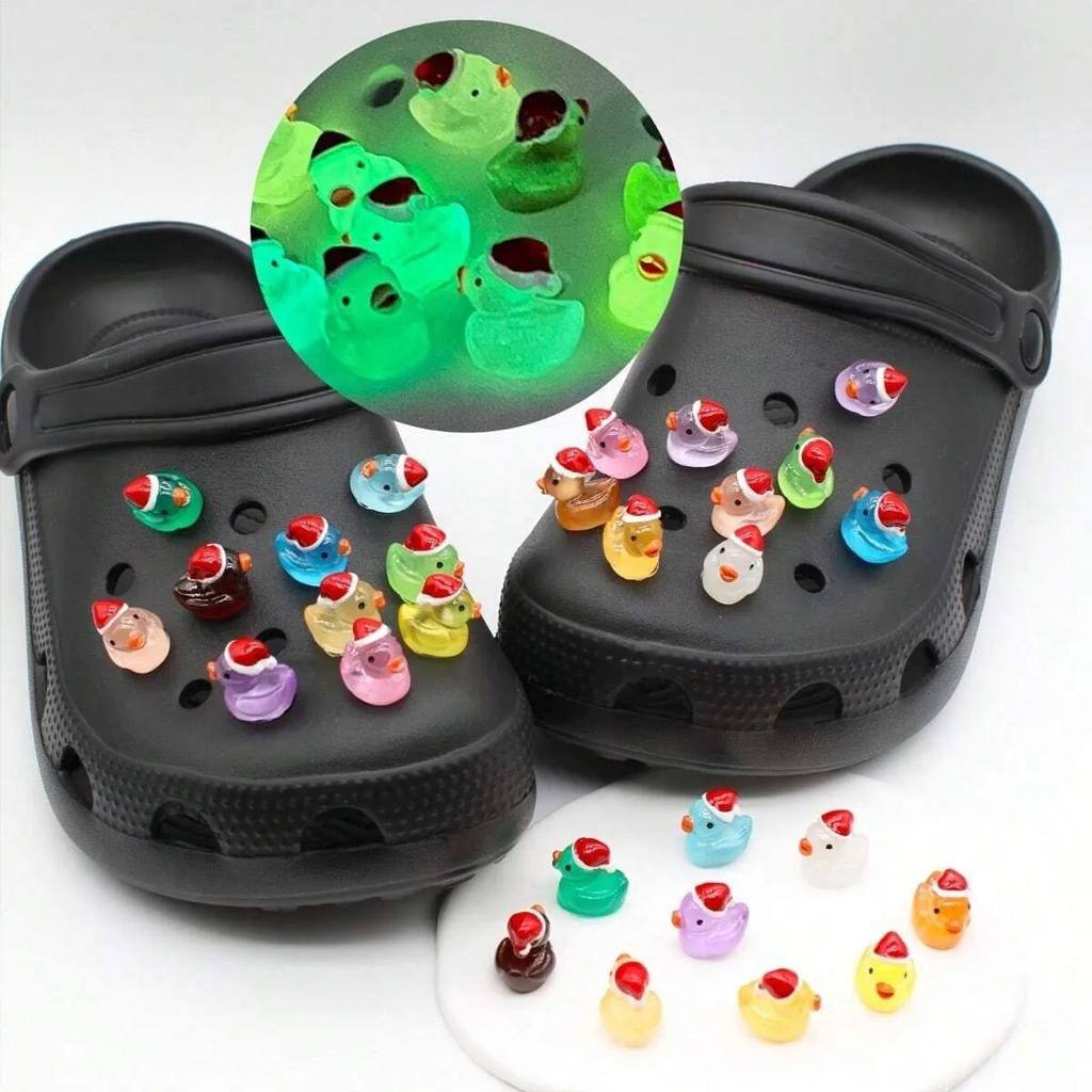 New 1Set Luminous 3D Duck Shoe Charms Set Cute Christmas Ducks Advanced Shoe Decorations DIY Detachable Buckle Shoes Accessories