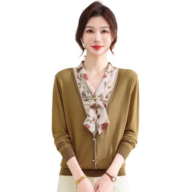 Early autumn clothing new middle-aged and elderly intellectual mother clothing fake two-piece wool sweater pullover knitted bottoming top women