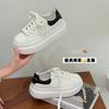 Huge good-looking classic little white shoes women's thick soles increase in height and lightweight 2025 new autumn versatile leather soft soles casua