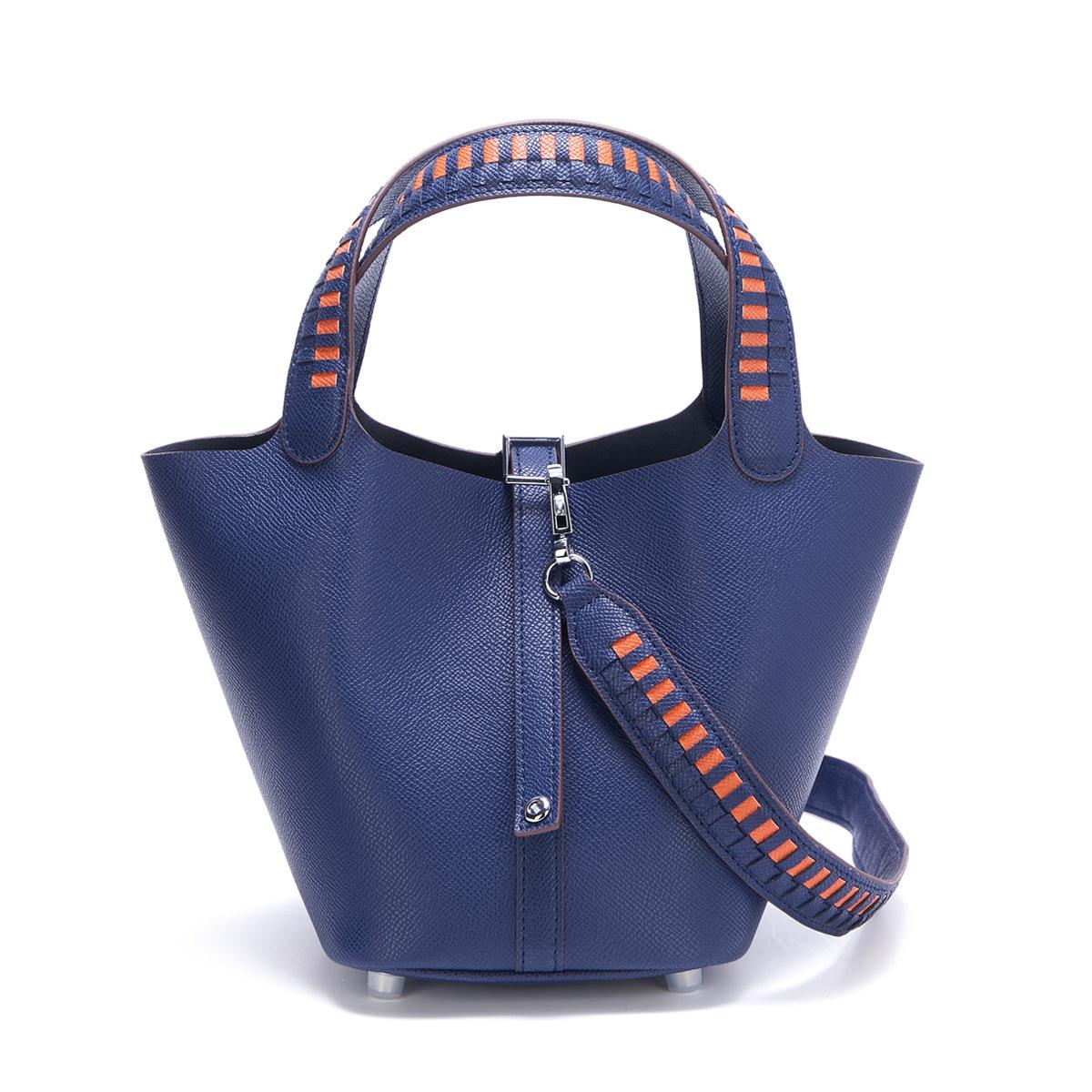 

Нова сумка-кошик з плетеної рослинної лози, долоня з коров ячої шкіри першого шару, сумка-клатч на зап ястя контрастного кольору, сумка через плече з широким ременем Length 20x thickness 16x height 20cm королівський синій колір