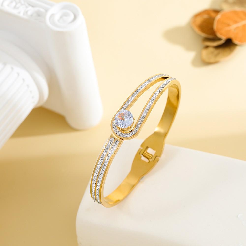 High-End Titanium Steel Women's Bracelets with Diamonds - Fashionable European & American Design, Non-Fading, Niche Style