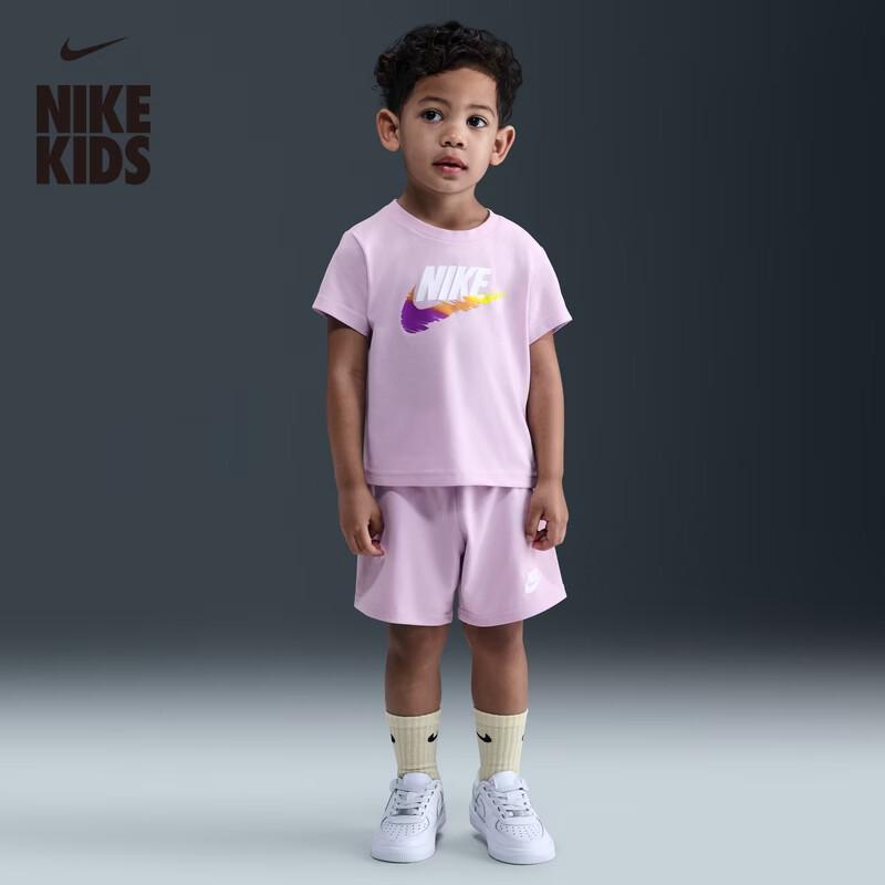 Комплект из футболки и шорт Nike для малышей EU 36