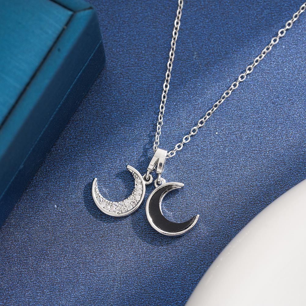 European Moon Pendant Titanium Steel Necklace - Non-fading, High-End, Versatile Clavicle Chain for Women