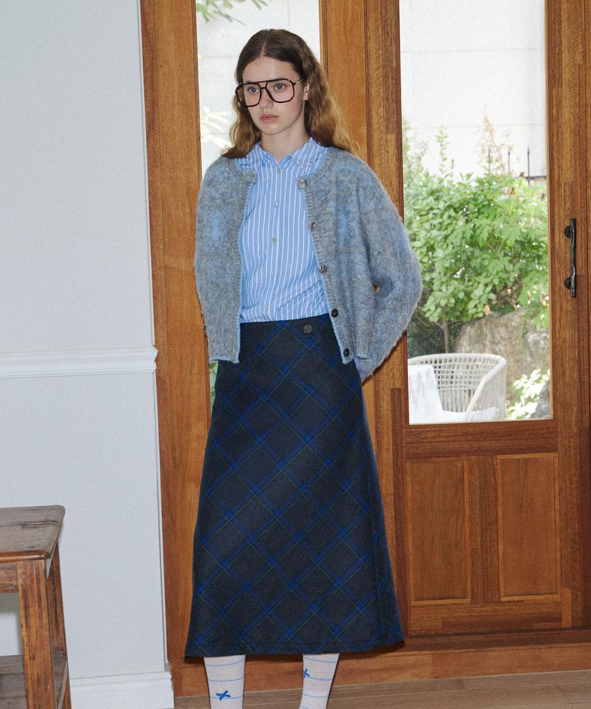Baitalssain Check Wool Skirt (2C) (Blue)