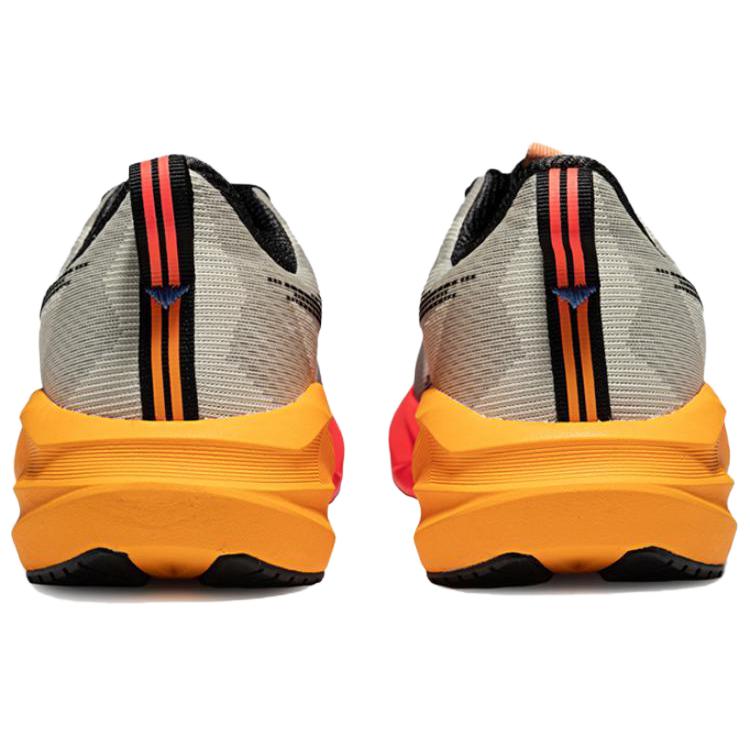 New ASICS NOVABLAST 5 Abrasion Resistant Breathable Rebound Running Shoes Men's Beige Black 1011C175-200