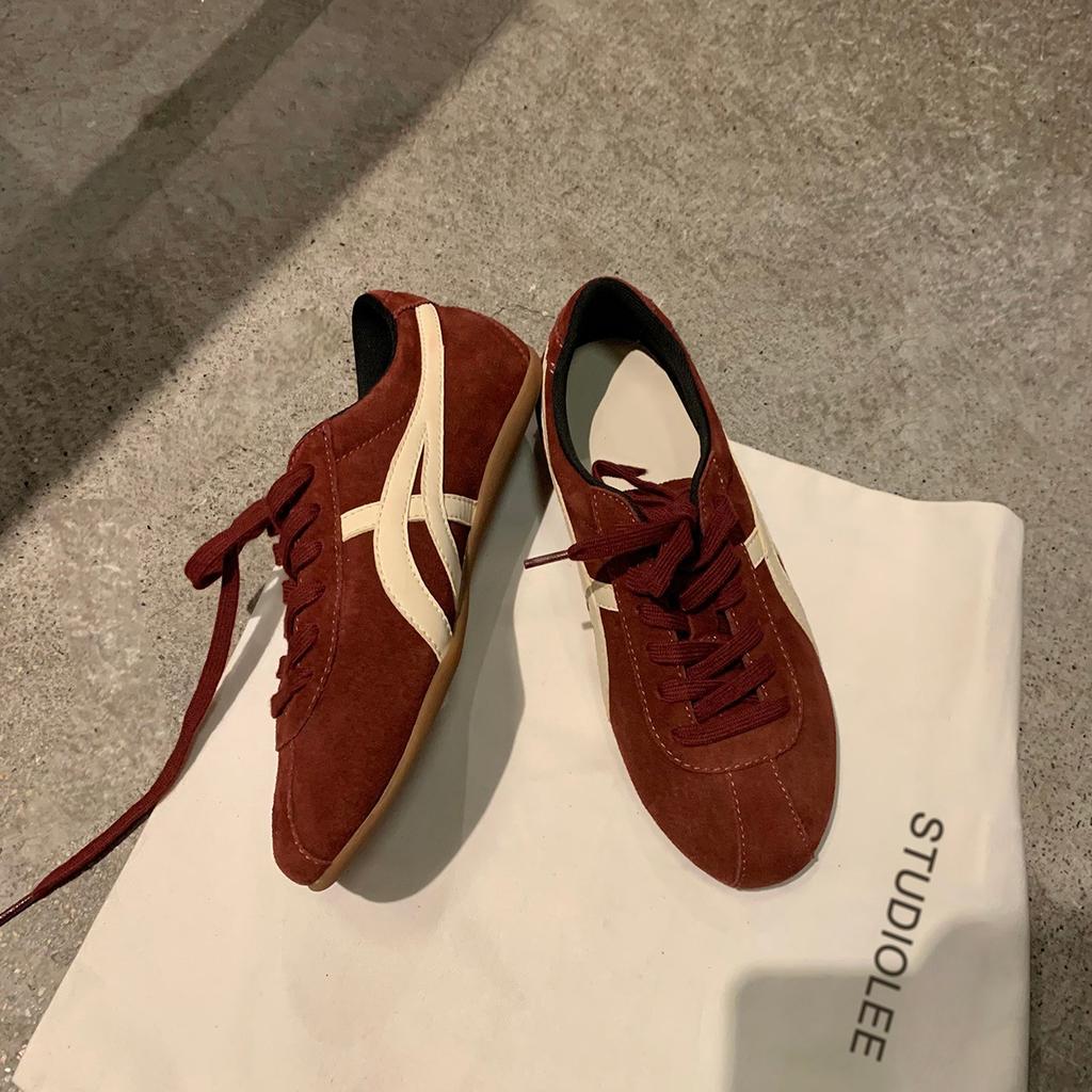 Grape Mother Same Spot Autumn and Winter Retro Leather German Training Shoes Women's Board Shoes Flat Bottom Lace-up Casual Forrest Gump Sports Shoes