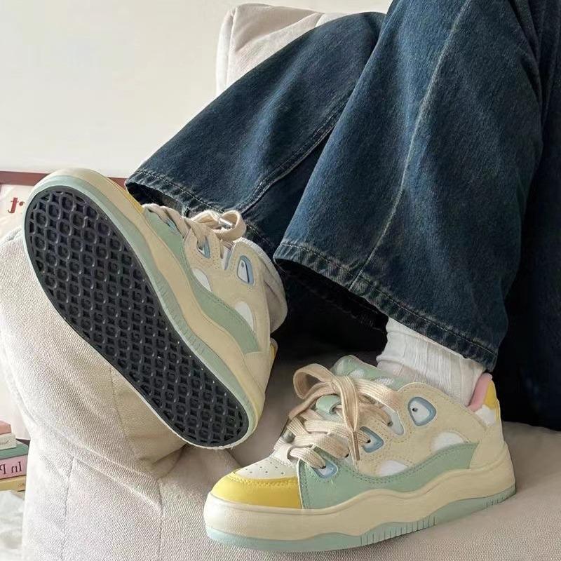 Women's Shoes Spring and Autumn New Retro Casual Sneakers Women's Bread Sneaker