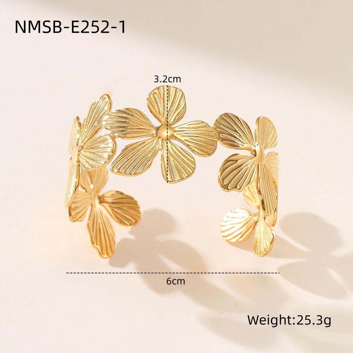 GEMCHIC Women s Flower Design Stainless Steel Bangle Bracelet 18K Gold Plated