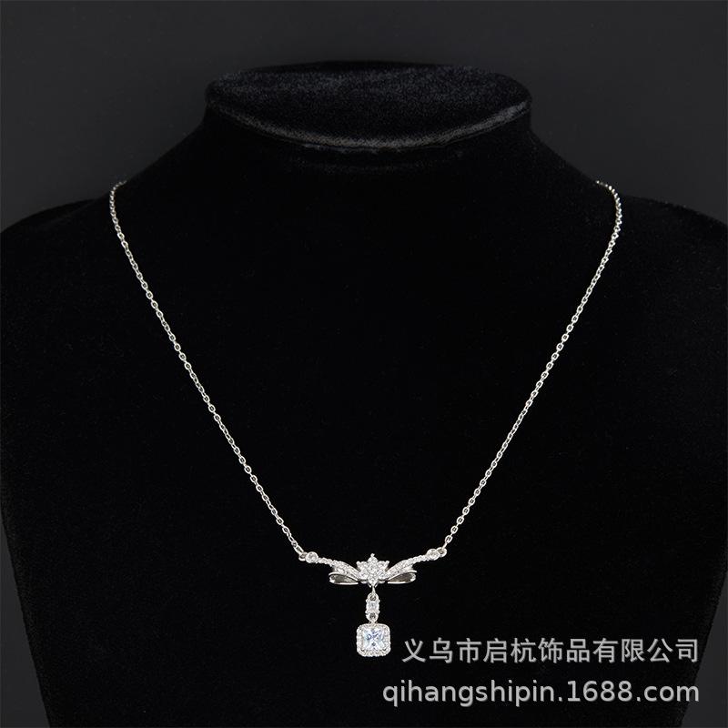 

Full Diamond Bow Necklace Women S Light Luxury Design Simple Micro-Inlaid Pendant Jewelry