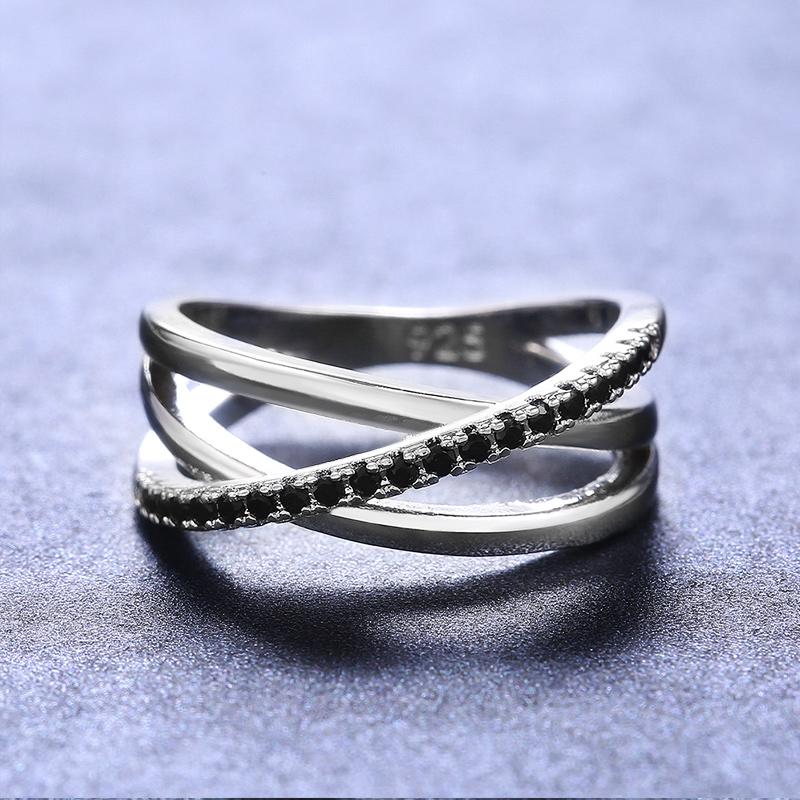 New Unique Black Cubic Zirconia Hollow Out Ring for Women Fashion Female Modern Wedding Jewelry Rings
