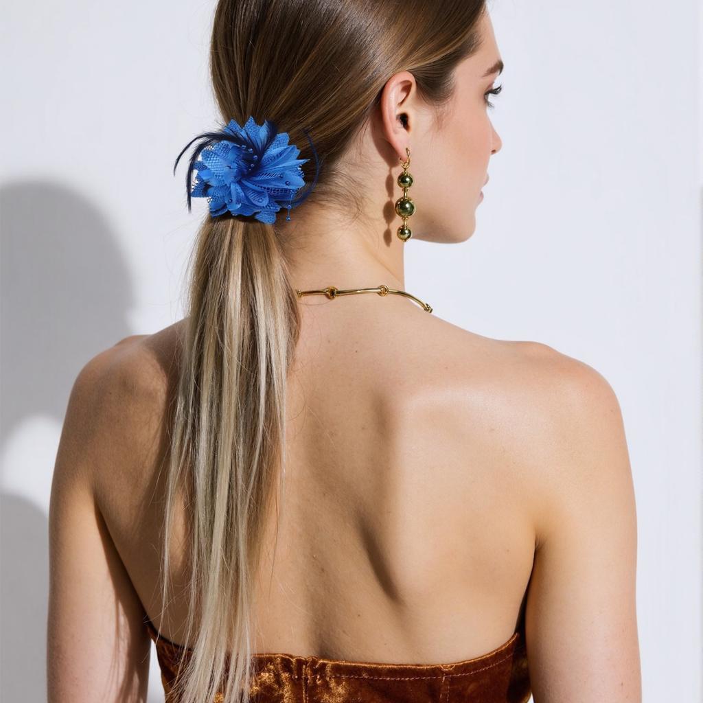 Elegant Flower Feather Hair Clip for Women and Girls Hair Accessory for Weddings Parties and School Performances