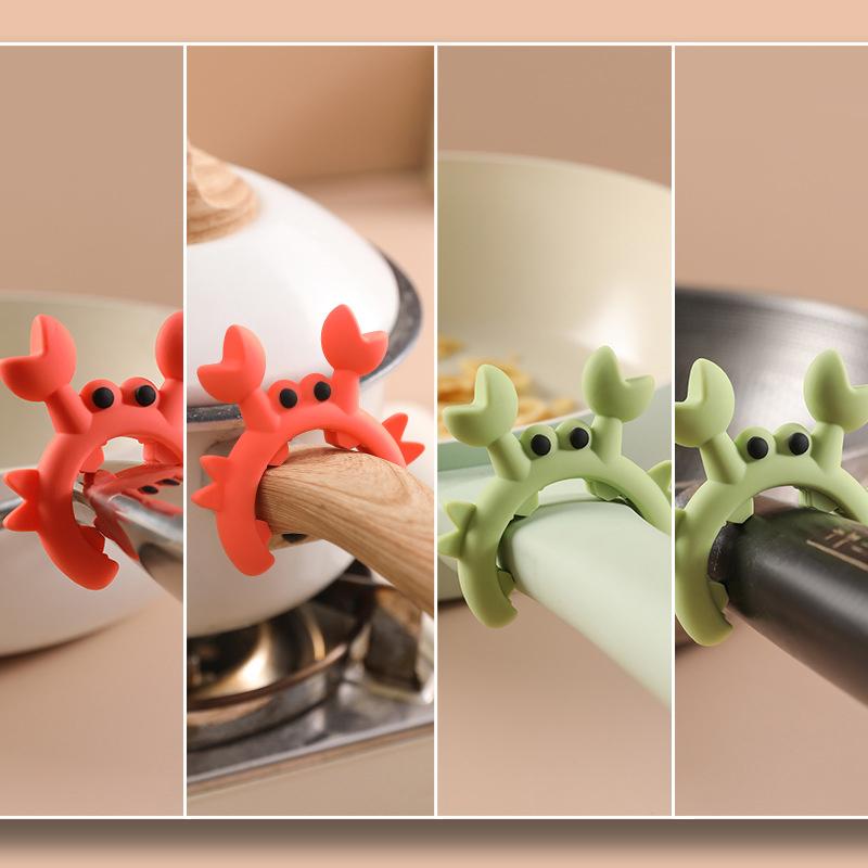 4 Stück Silikon Spatelhalter Überlaufschutz Herdplatten Spatelhalter Rutschfester Krabben Löffelhalter Verbrühschutz-Clip Utensilienhalter