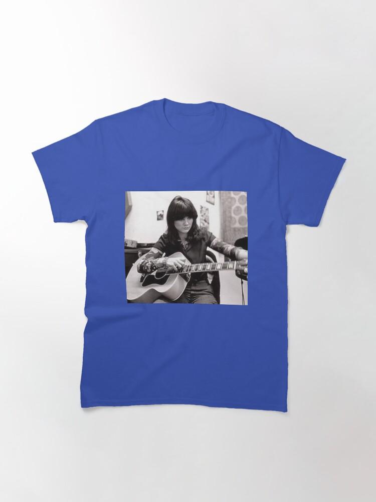 Linda Ronstadt Linda Ronstadt Accoustic Guitar Classic T-Shirt
