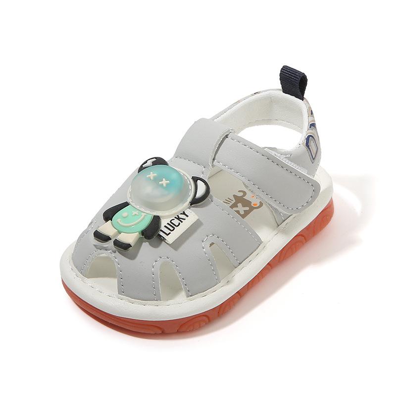 Sandaler for spedbarn med myk såle og sklisikker såle