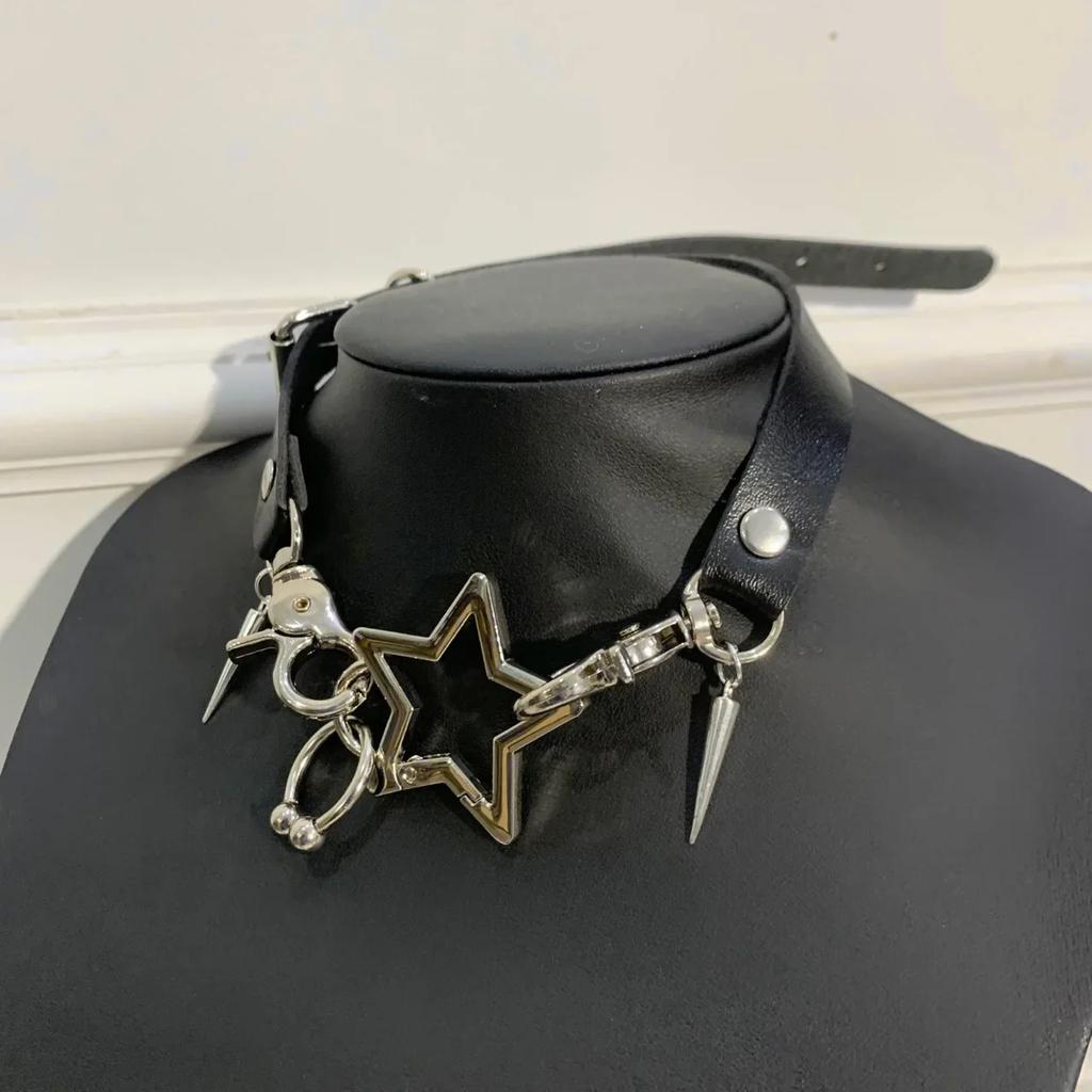 Punk Five-pointed Chokers Necklace Trendy Rivet Metal Star Chains for Women Retro Rock Hip Hop Charm Gothic Party Jewelry Gift