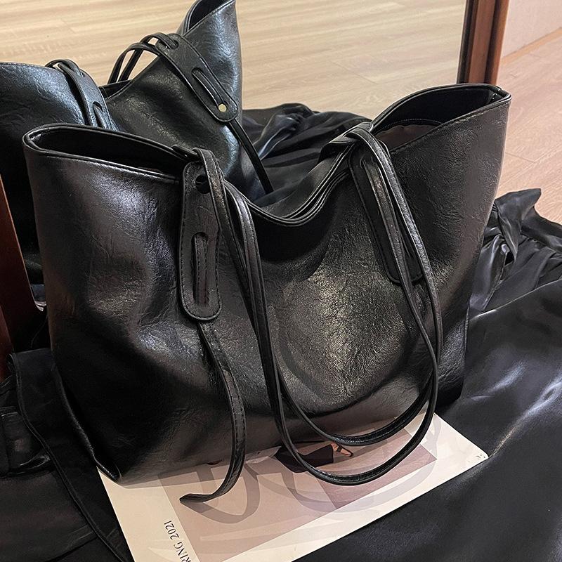 Large-capacity Bag Women's Versatile 2025 New Simple Shoulder Bag College Student Class Bag Commuter Tote Bag