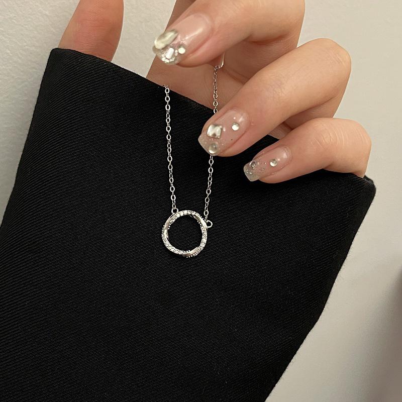 S925 Sterling Silver Mobius Necklace: Elegant 2024 Women s Pendant, Light Luxury Clavicle Chain 925 Silver
