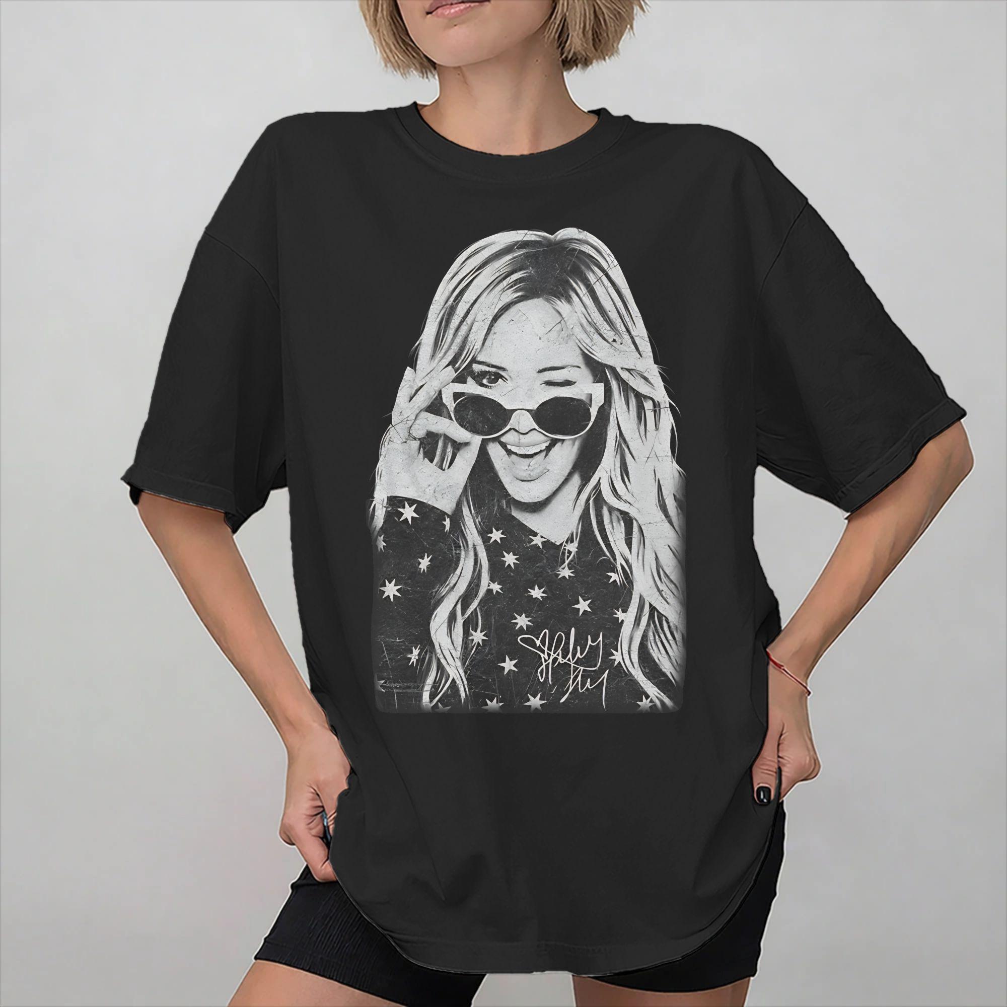 Hilary Duff The Lucky Me Tour 2026 Outfit Unisex Women T Shirts Cotton Tee Printed Tshirt Clothing S