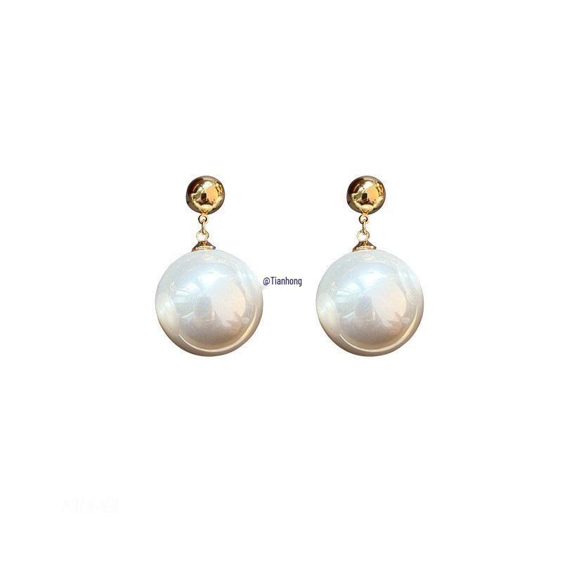 Large Pearl French Dangle Earrings: Retro Hong Kong Style, Light Luxury Bridal Accessories