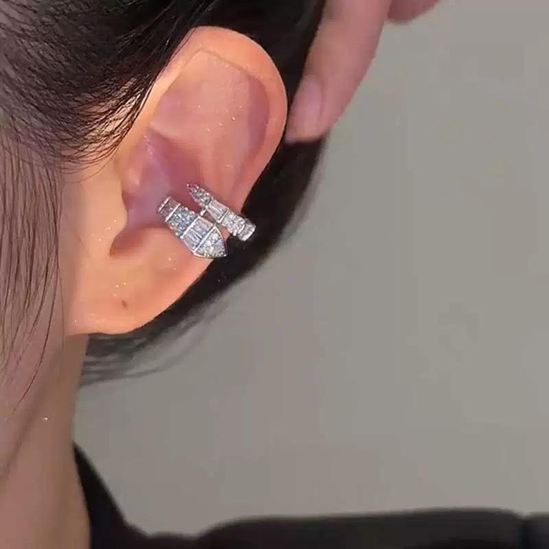 Snake-Shaped C-Shaped Zirconia Ear Clips: No-Piercing, Luxury, High-End Feel Earring Accessories for Women