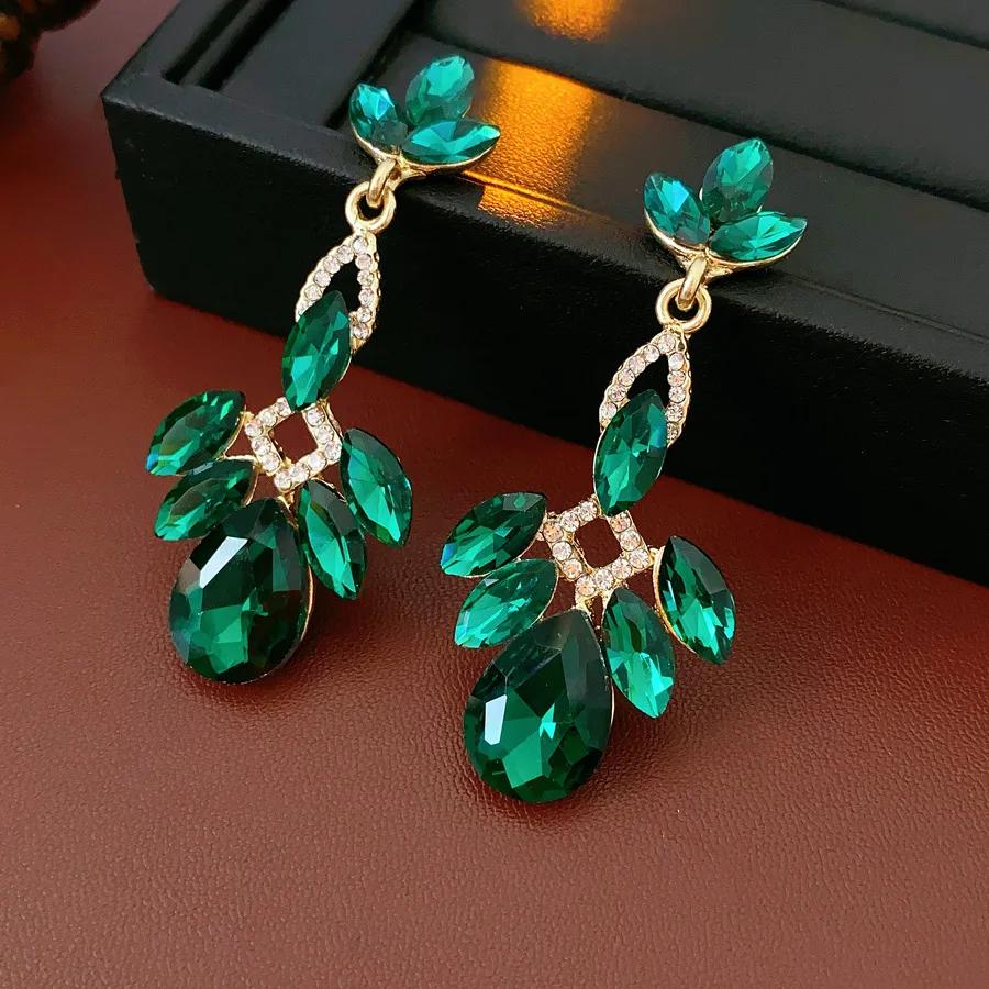 Inlaid Rhinestone Hollow Water Drop Flower Earring for Women Light Luxury Palace Style Drop Earrings Exaggerated Zircon Gifts