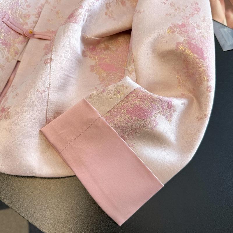 Silk Jacquard Plus Size Jacket for Middle-Aged Women – Chinese Style with Frog Buttons, Anti-aging, Spring/Autumn