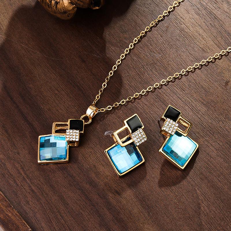 Korean Geometric Square Jewelry Set: S925 Silver Needle Minimalist Earrings & Necklace with Inlaid Diamonds