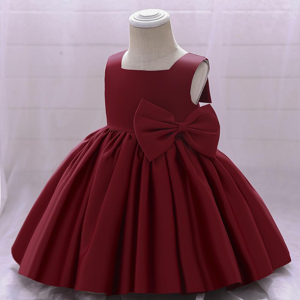 

Girls Evening Gowns: European & American Satin Princess Dresses with Bows for Performances and Runways 70cm