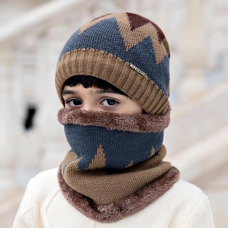 Gestrickte Kinderhaube mit Flammenmuster für Winter-Outdoor-Aktivitäten und Skifahren