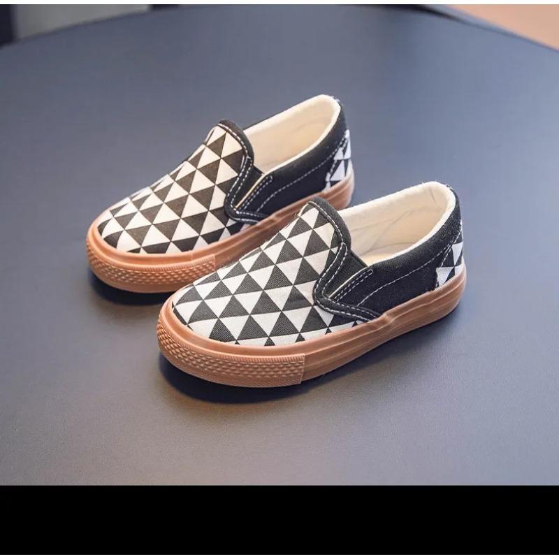 Childrens Spring Shoes Girls Black White Simple Fashionable Shoes Boys Checkerboard Soft Soled Kids Bean