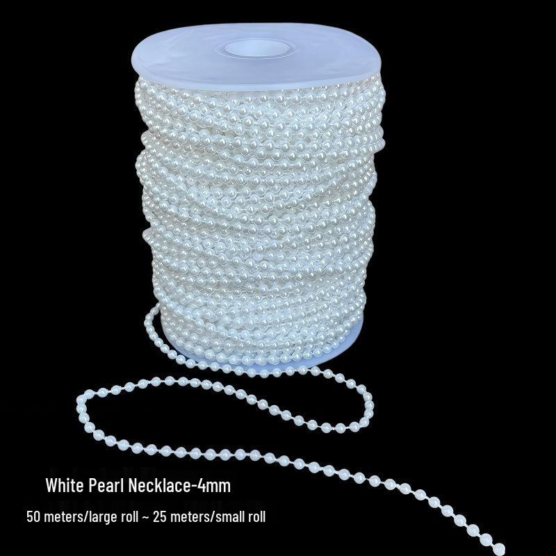 Svatební řetízek z imitovaných perel pro dekoraci a aranžmá scény