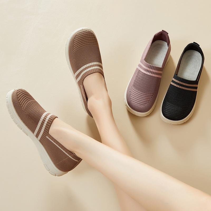 Women's Slip On Sneakers Casual Lightweight Workout Flats Shoes for Women Non Slip Walking Shoes Comfortable Office Loafers Knitted Dress Shoes