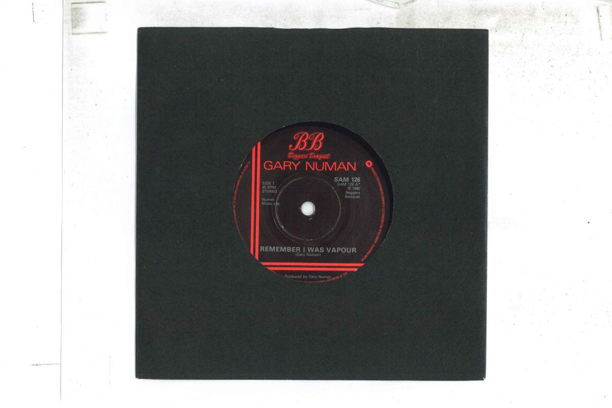 

7inch Record GARY NUMAN Remember I Was Vapour On Broadway SAM126 BEGGARS BANQUE 1980 UK Rock Used