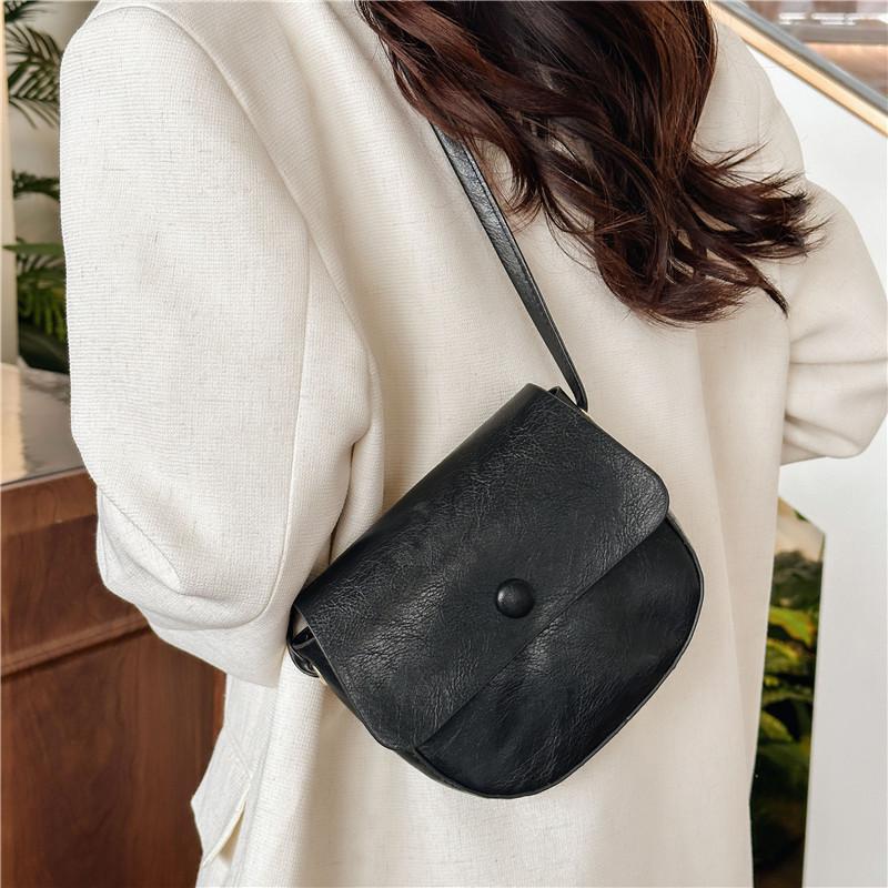Urban Minimalist Style Pu Material Large Underarm Bag With Fashionable Stitching Details Black