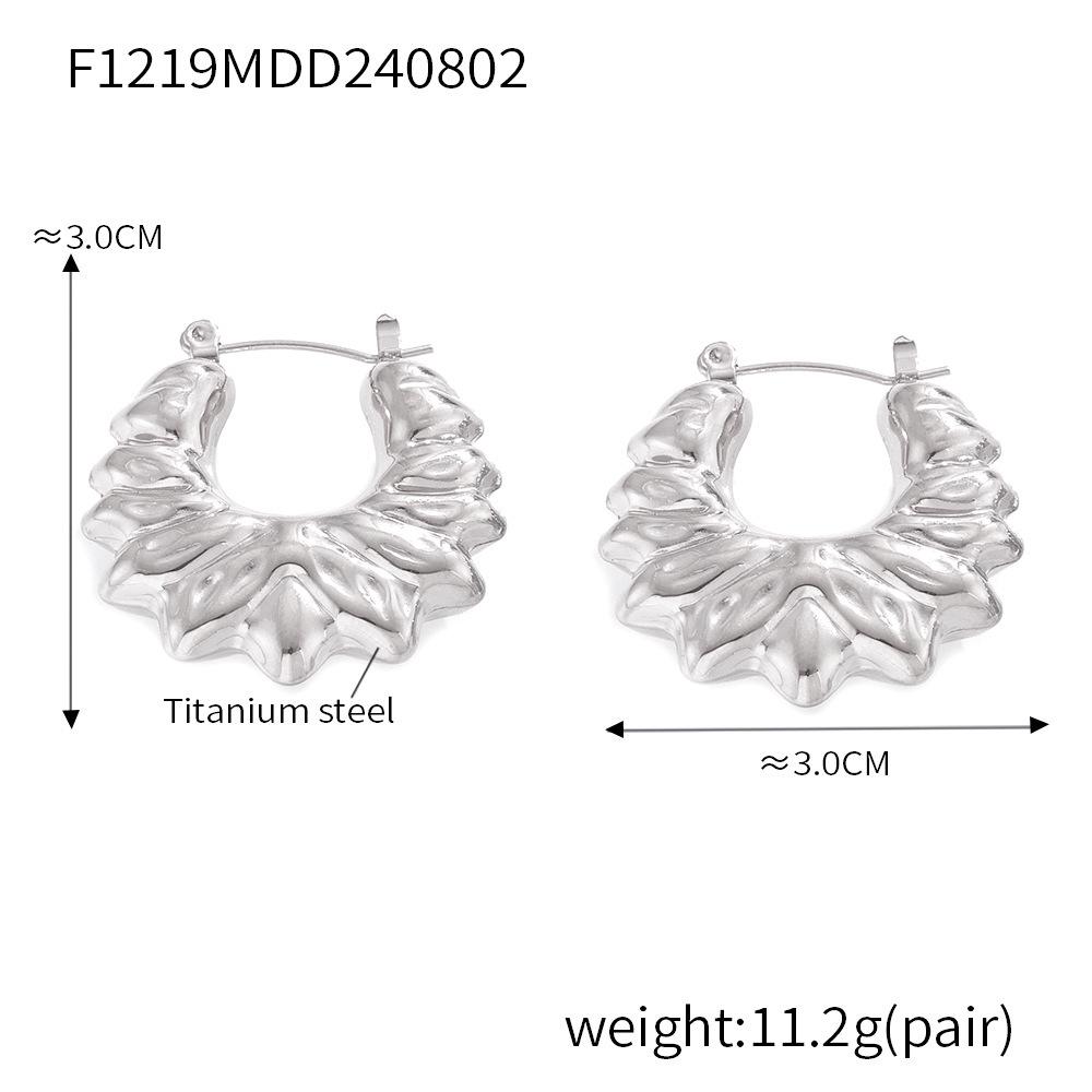 European Geometric Irregular Hollow Flower Earrings, Retro Trendy Design, 18K Gold Plated Titanium Steel.