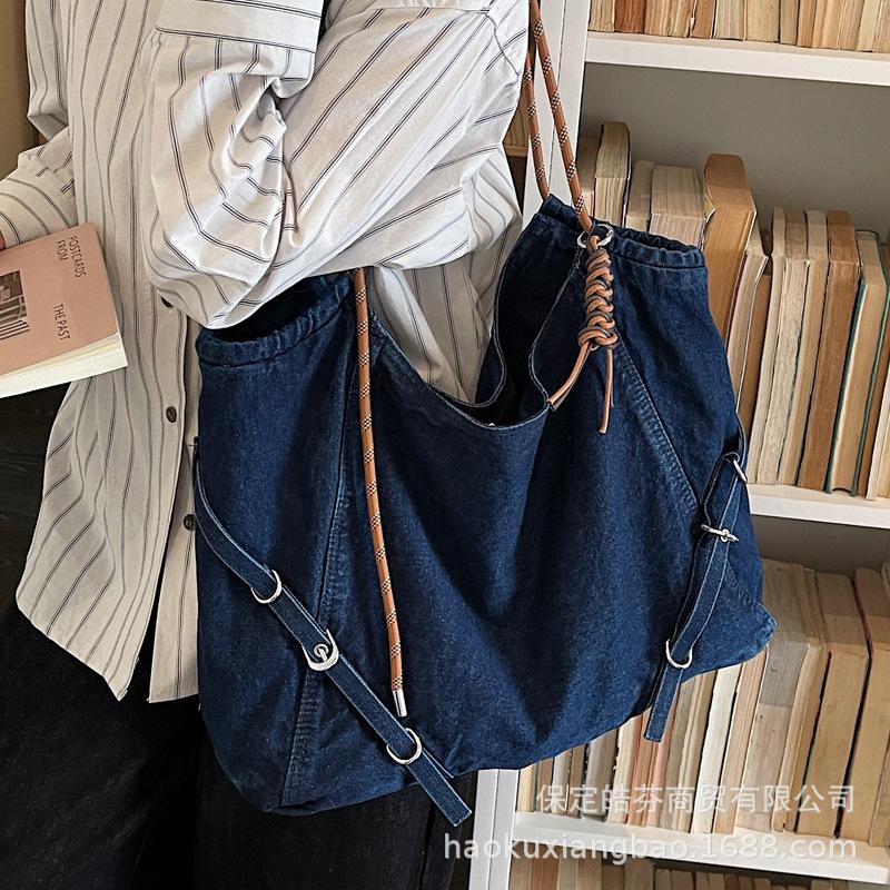 Freizeit-Einkaufstasche mit großem Fassungsvermögen - Geeignet für den Weg zur Arbeit im Frühling und Sommer, Einzelne Schultertasche, Unterarmtasche, Tragetasche